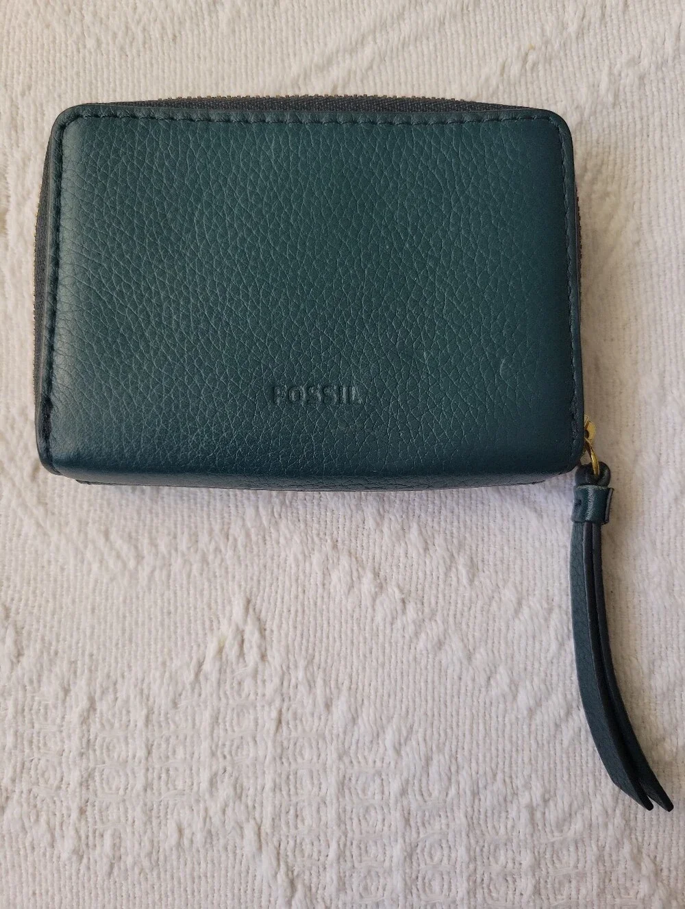 Fossil Multifunction Lainie Mini Zip Coin Wallet in a rich teal / Jade Color